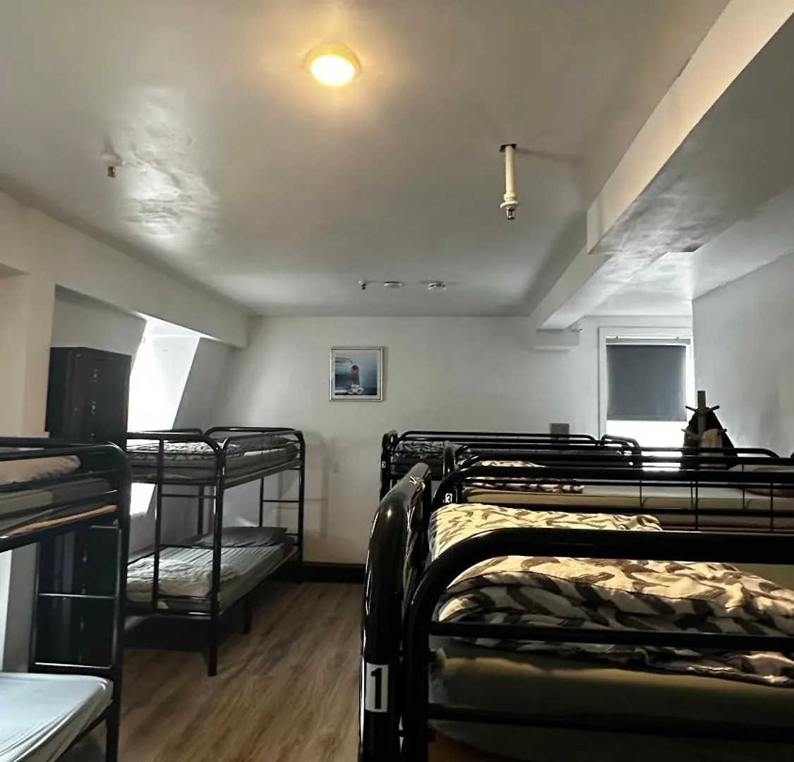 **  Queen Nest Hotel Toronto Kanada