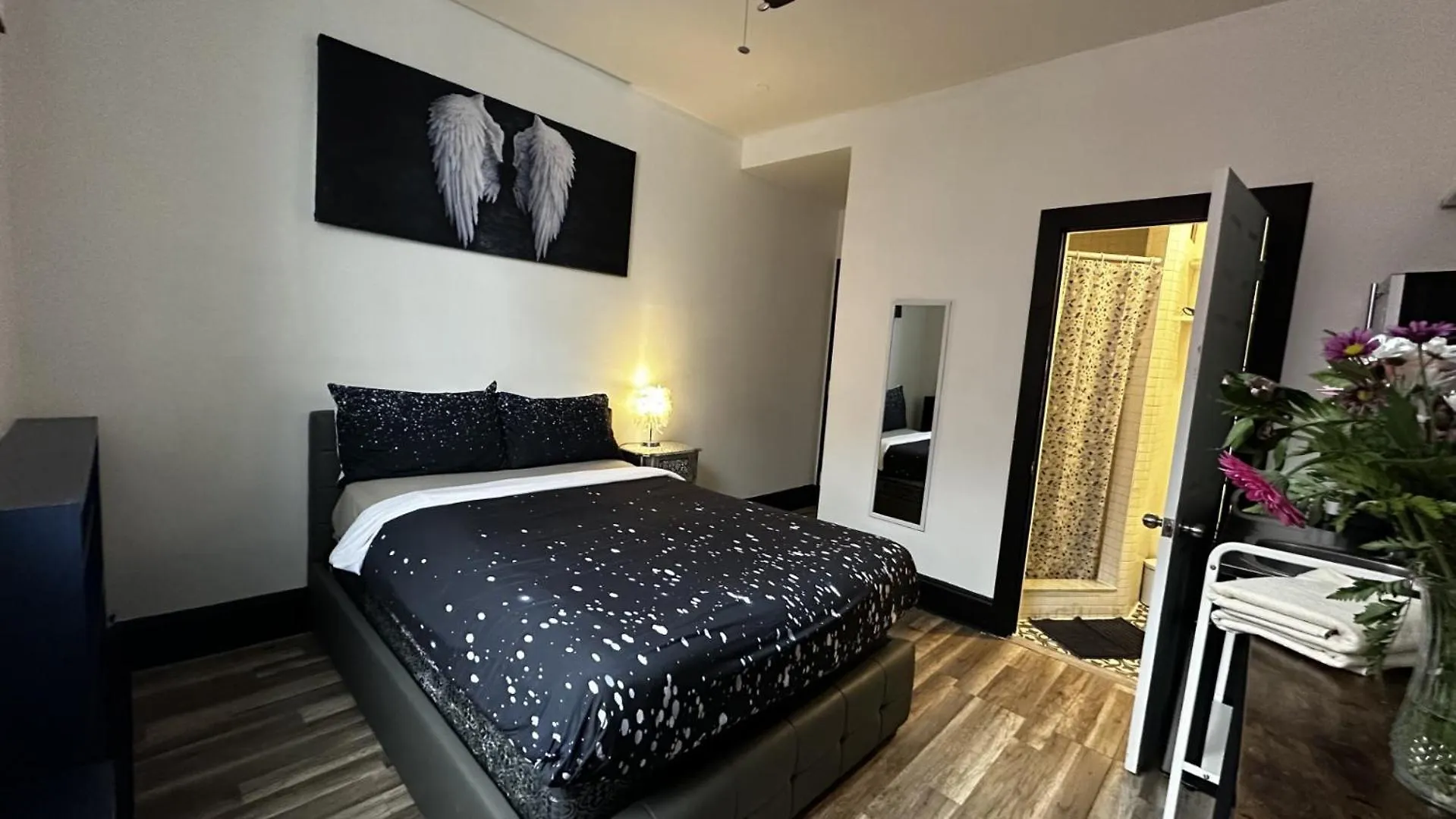 Queen Nest Hotel 多伦多
