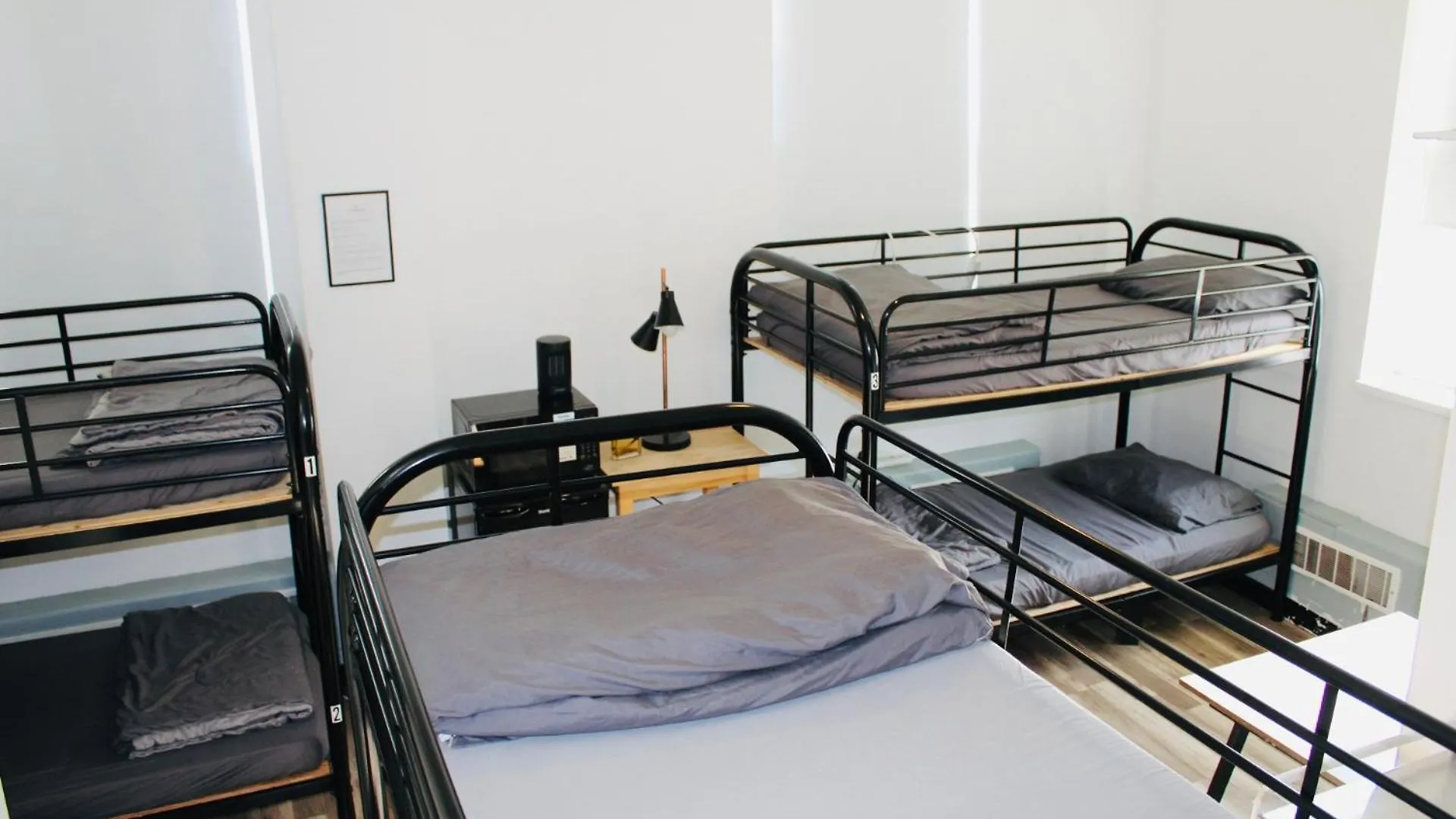 Queen Nest Hotel Toronto Canadá
